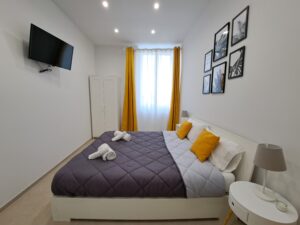 Camera da letto dell’appartamento Le Popolari a Bitonto