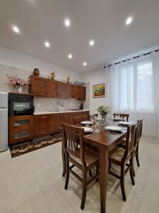 Cucina attrezzata dell’appartamento Le Popolari