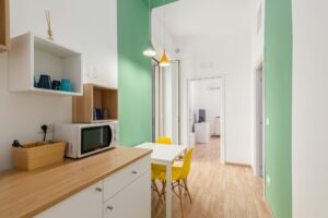 Ingresso e arredamento della Camera Sylos nel B&B Arco Gentile a Bitonto